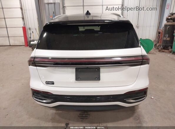 5LMPJ8K46RJ798398 2024 LINCOLN NAUTILUS White 