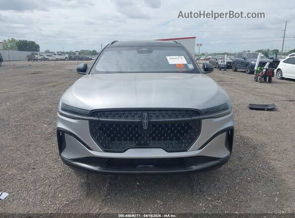 5LMPJ8KA0RJ790125 2024 LINCOLN NAUTILUS Серебряный Вид щитка приборов