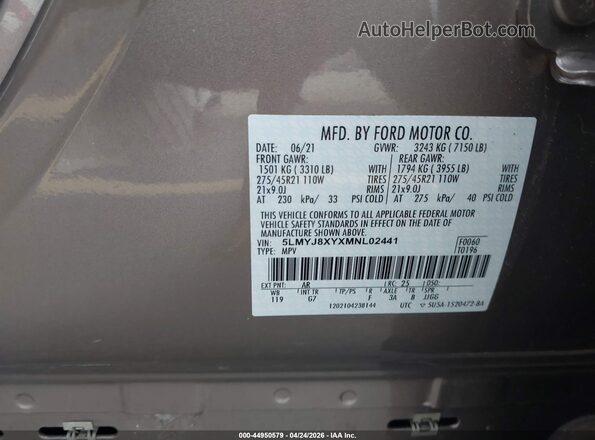 5LMYJ8XYXMNL02441 2021 LINCOLN AVIATOR Beige Engine compartment view
