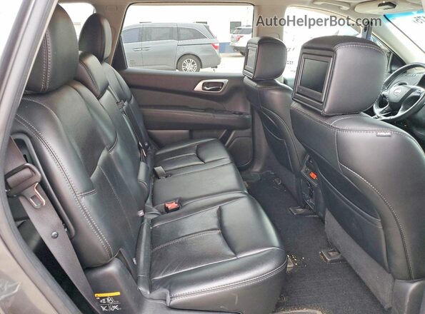 5N1AR2MM2GC619450 2016 NISSAN PATHFINDER Gray Rear interior view