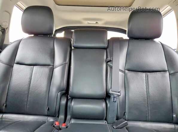 5N1AR2MM2GC619450 2016 NISSAN PATHFINDER Gray Rear seats view