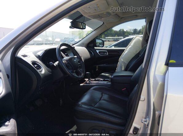 5N1AR2MN2GC660363 2016 NISSAN PATHFINDER Silver 