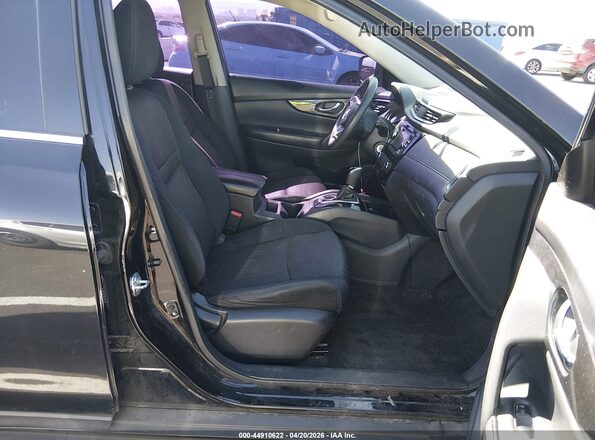 5N1AT2MT2HC778186 2017 NISSAN ROGUE Black Widok wnętrza z przodu