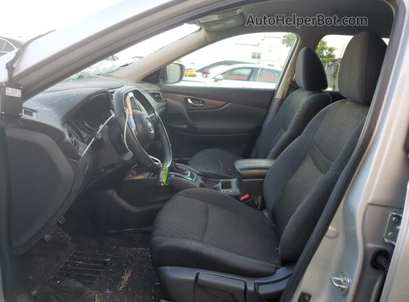 5N1AT2MT2LC726730 2020 NISSAN ROGUE Серебряный Вид салона спереди