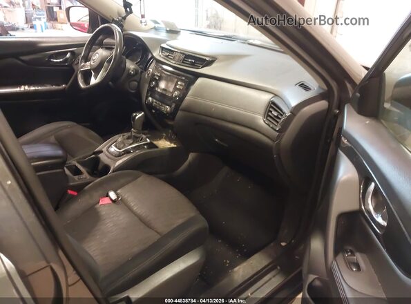 5N1AT2MT3HC821997 2017 NISSAN ROGUE Серый 