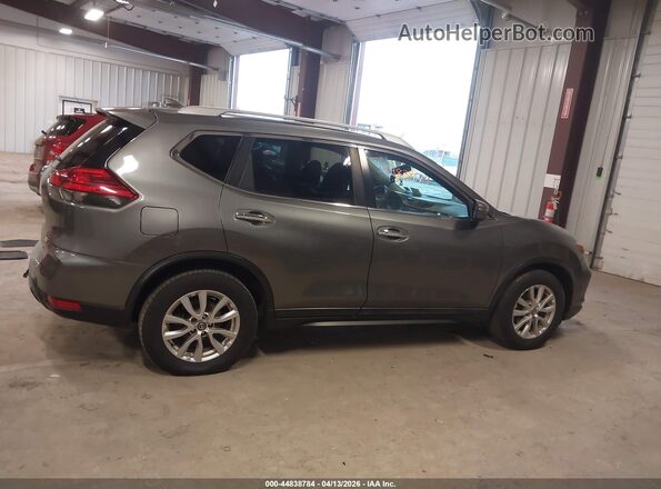 5N1AT2MT3HC821997 2017 NISSAN ROGUE Серый 