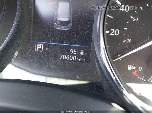 5N1AT2MT5JC757340 2018 NISSAN ROGUE Black 