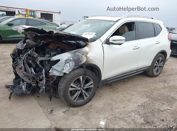 5N1AT2MT7HC749007 2017 NISSAN ROGUE White 