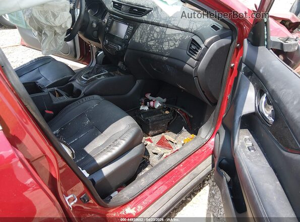 5N1AT2MT7HC779415 2017 NISSAN ROGUE Red 