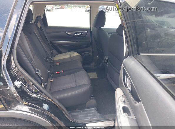 5N1AT2MTXHC813640 2017 NISSAN ROGUE Black VIN կոդի պիտակի տեսք