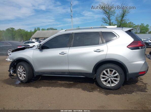 5N1AT2MV0JC769073 2018 NISSAN ROGUE Silver 