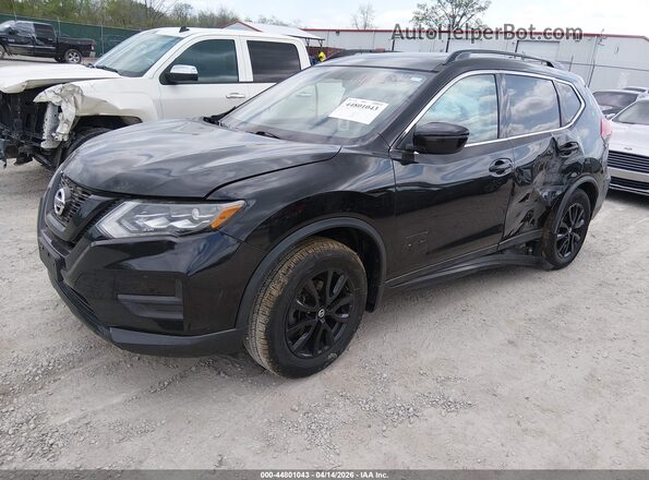 5N1AT2MV4HC763383 2017 NISSAN ROGUE Black 