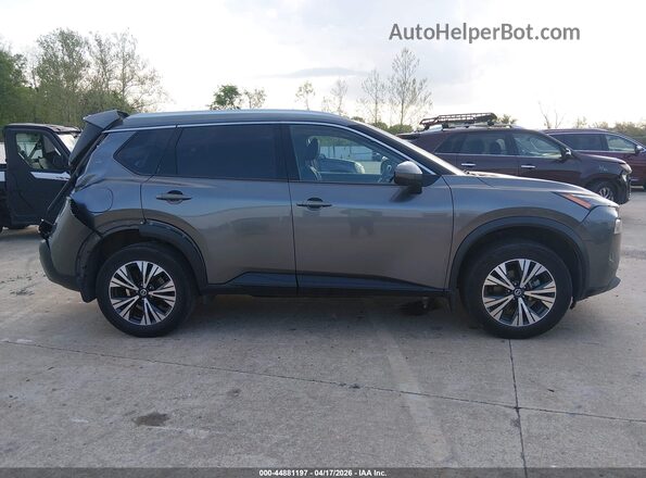 5N1AT3BA0MC772484 2021 NISSAN ROGUE Gray Rear interior view