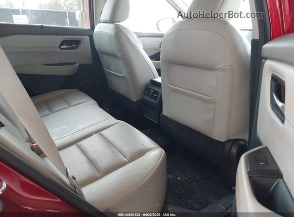 5N1AT3BA1MC808764 2021 NISSAN ROGUE Red VIN կոդի պիտակի տեսք