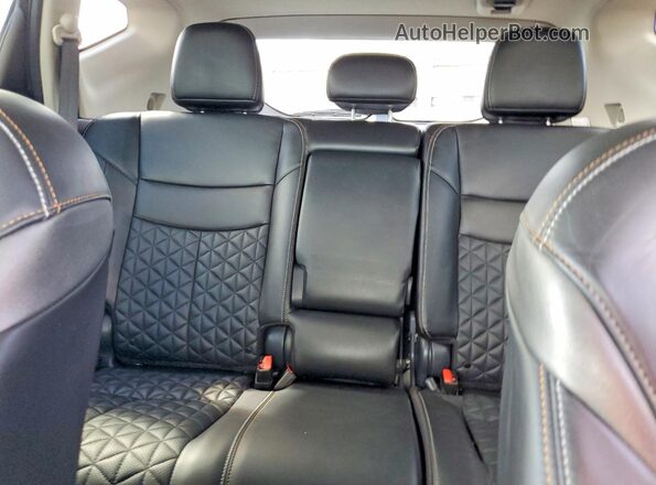 5N1AZ2DS4PC103606 2023 NISSAN MURANO White Rear seats view