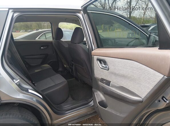 5N1BT3BA0PC898756 2023 NISSAN ROGUE Gray Vista de la etiqueta del VIN