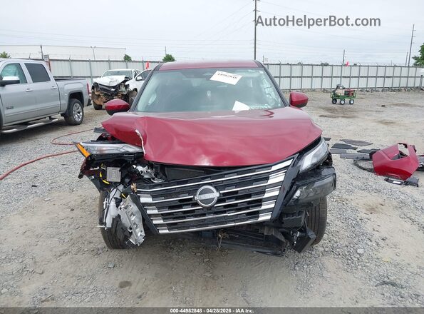 5N1BT3BA8SC856439 2025 NISSAN ROGUE Maroon Սալոնի հետևի տեսք