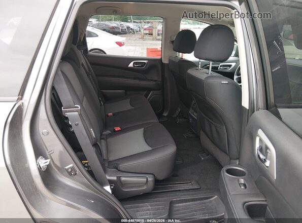 5N1DR2MM2JC636768 2018 NISSAN PATHFINDER Silver VIN sticker view