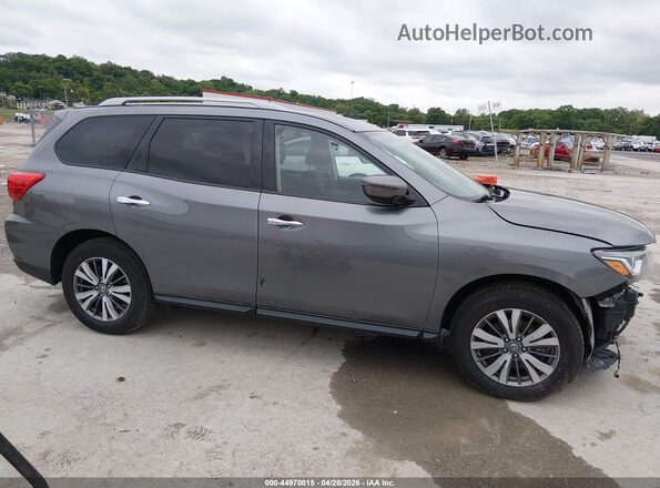 5N1DR2MM2JC636768 2018 NISSAN PATHFINDER Silver Rear interior view