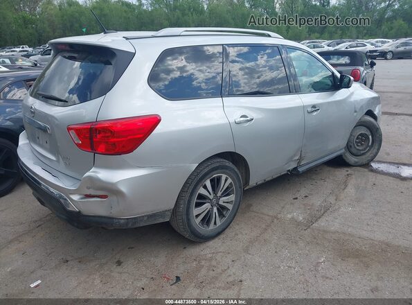 5N1DR2MM8HC657117 2017 NISSAN PATHFINDER Серебряный 