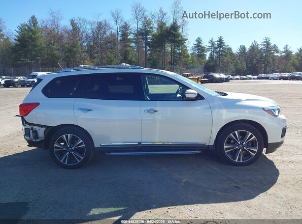 5N1DR2MMXJC647193 2018 NISSAN PATHFINDER White 360 interior view