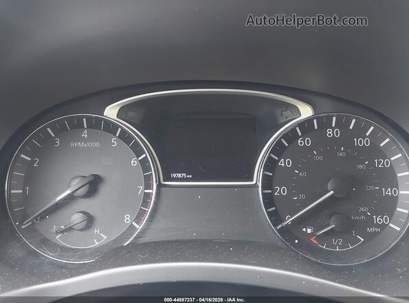5N1DR2MN3HC650312 2017 NISSAN PATHFINDER Silver Вид задніх сидінь