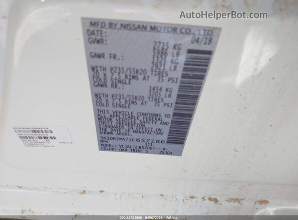5N1DR2MN7JC657186 2018 NISSAN PATHFINDER White Widok komory silnika