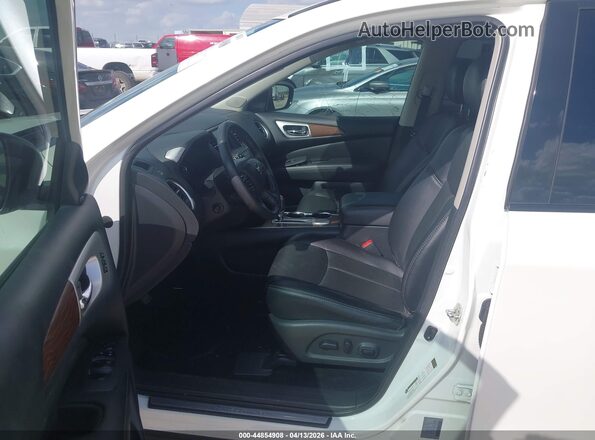 5N1DR2MN7KC632841 2019 NISSAN PATHFINDER White Front interior view