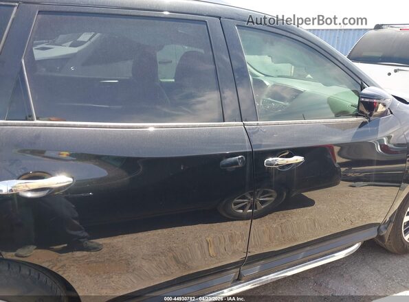 5N1DR2MN8HC656929 2017 NISSAN PATHFINDER Black Вид задньої частини салону