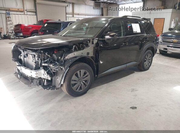 5N1DR3BC3RC270041 2024 NISSAN PATHFINDER Черный Передняя левая четверть