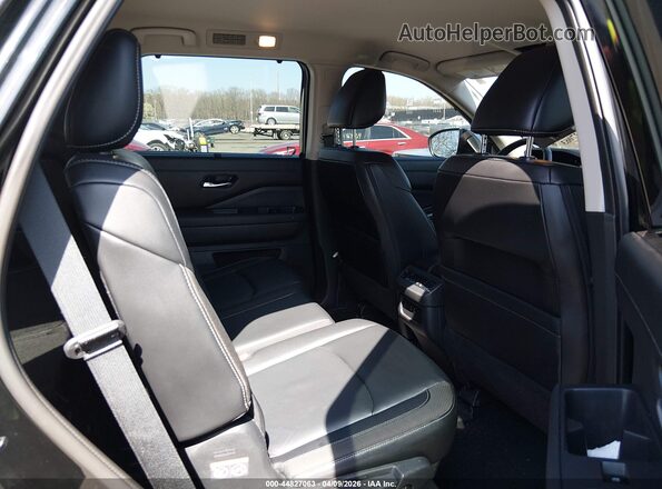 5N1DR3CC4RC264635 2024 NISSAN PATHFINDER Black VIN კოდის სტიკერის ხედი