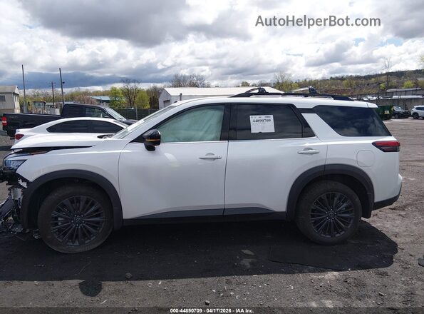 5N1DR3CT2TC223279 2026 NISSAN PATHFINDER White 360 interior view