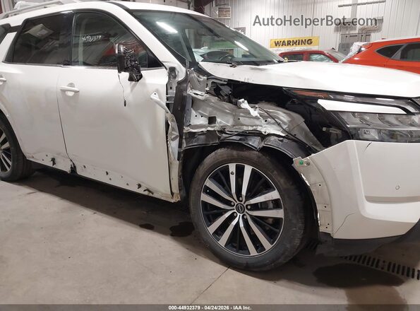 5N1DR3DH3PC224747 2023 NISSAN PATHFINDER White Դիմացի տեսք