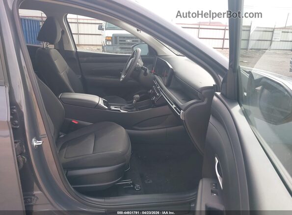 5NMJB3DE7TH669442 2026 HYUNDAI TUCSON Gray Front interior view
