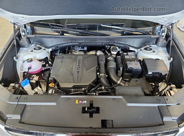 5NMP24GL5TH169015 2026 HYUNDAI SANTA Silver Vista del compartimento del motor