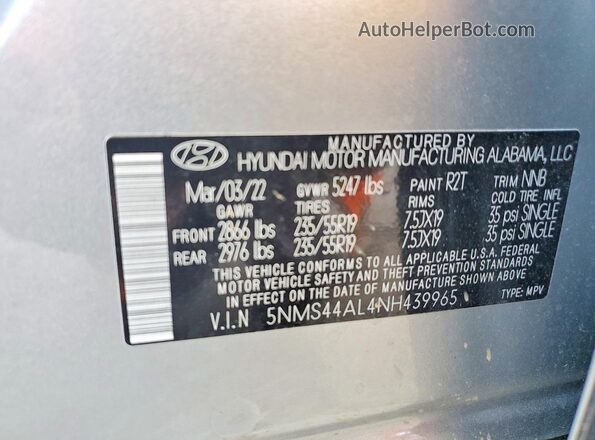5NMS44AL4NH439965 2022 HYUNDAI SANTA Silver Widok naklejki z numerem VIN