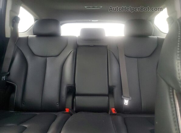 5NMS4DAL7MH337669 2021 HYUNDAI SANTA Silver Հետևի նստատեղերի տեսք