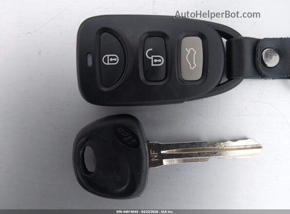 5NPD74LF3HH094507 2017 HYUNDAI ELANTRA Blue Widok deski rozdzielczej