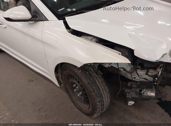 5NPD74LF7HH202014 2017 HYUNDAI ELANTRA White Առջևի վահանակի տեսք