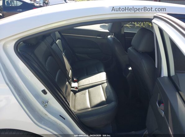 5NPD84LF0JH376851 2018 HYUNDAI ELANTRA White Vista de la etiqueta del VIN