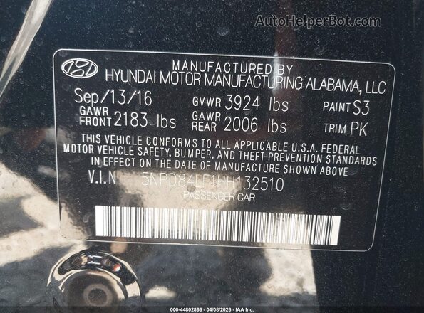 5NPD84LF1HH132510 2017 HYUNDAI ELANTRA Black Вид підкапотного простору