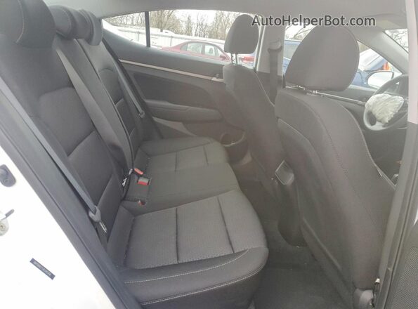 5NPD84LF1JH345706 2018 HYUNDAI ELANTRA White Widok tylnych siedzeń