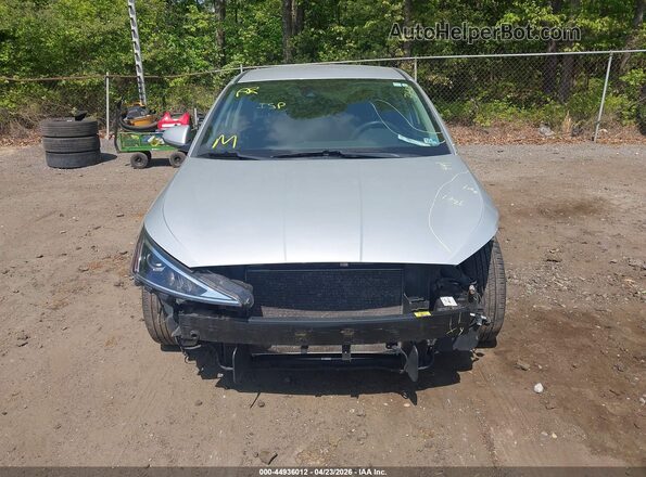 5NPD84LF1KH466138 2019 HYUNDAI ELANTRA Silver Widok wnętrza z tyłu