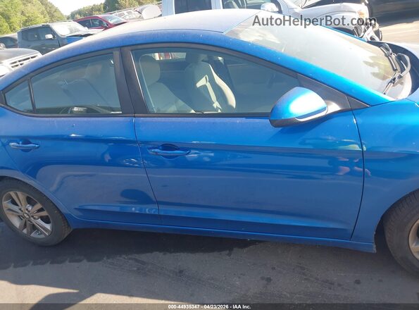 5NPD84LF2HH119622 2017 HYUNDAI ELANTRA Blue Vista interior trasera