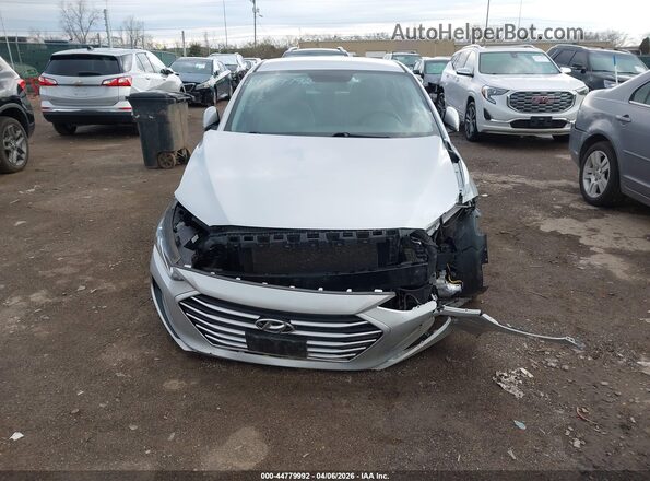 5NPD84LF2JH218687 2018 HYUNDAI ELANTRA Silver Դիմացի տեսք