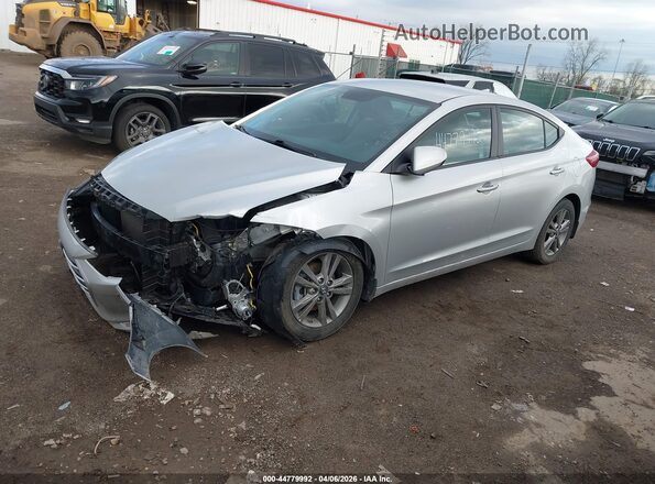 5NPD84LF2JH218687 2018 HYUNDAI ELANTRA Silver Առջևի ձախ երեք քառորդ տեսարան