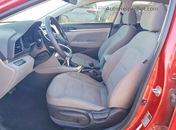 5NPD84LF2LH580845 2020 HYUNDAI ELANTRA Red Вид салону спереду