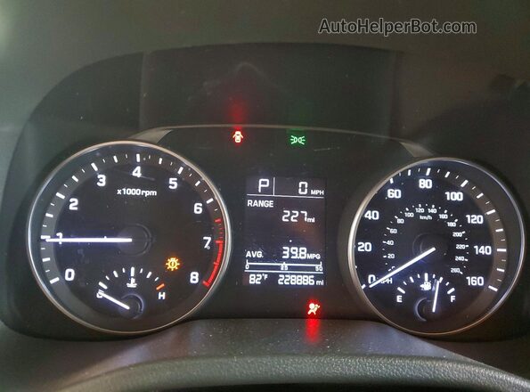 5NPD84LF4HH044633 2017 HYUNDAI ELANTRA Красный Вид щитка приборов