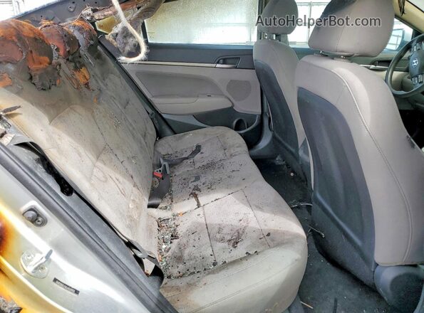 5NPD84LF4LH559950 2020 HYUNDAI ELANTRA Silver Rear seats view