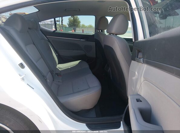 5NPD84LF5HH024911 2017 HYUNDAI ELANTRA White Widok naklejki z numerem VIN